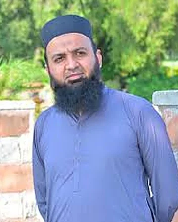Dr Hamza Akhlaq